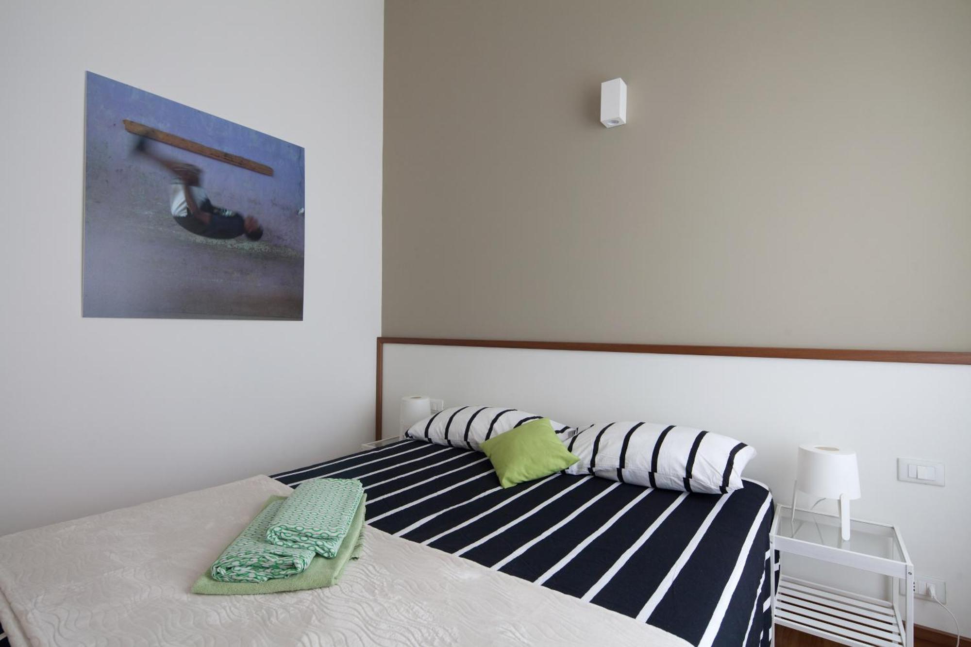 Cv5 - La Spezia City Center - Wide Modern Apartment Walking Distance To The Station To Cinque Terre - Big Terrace On The Roofs ภายนอก รูปภาพ