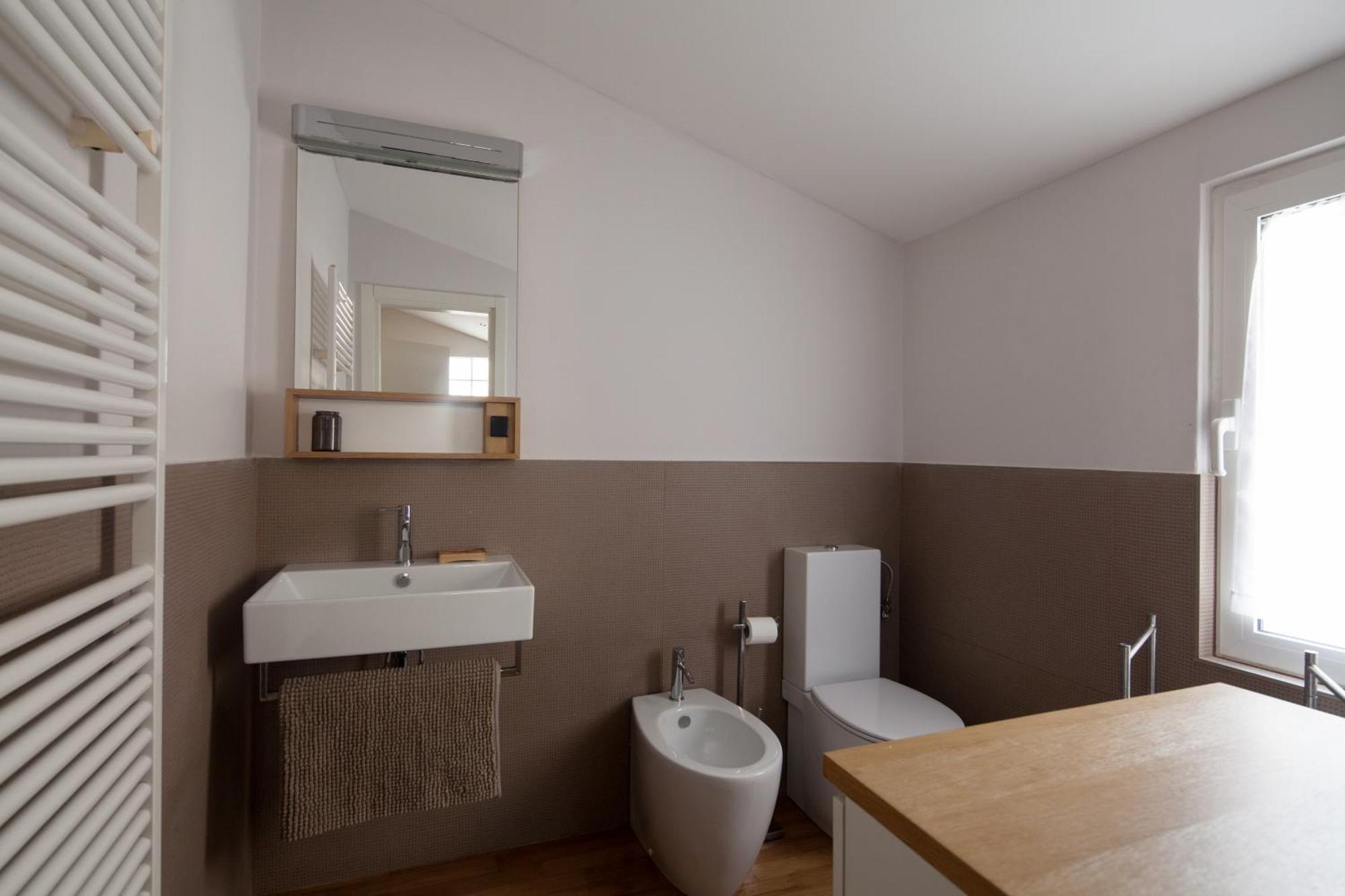 Cv5 - La Spezia City Center - Wide Modern Apartment Walking Distance To The Station To Cinque Terre - Big Terrace On The Roofs ภายนอก รูปภาพ