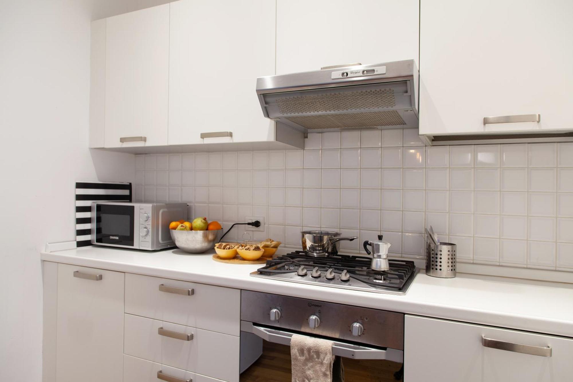 Cv5 - La Spezia City Center - Wide Modern Apartment Walking Distance To The Station To Cinque Terre - Big Terrace On The Roofs ภายนอก รูปภาพ